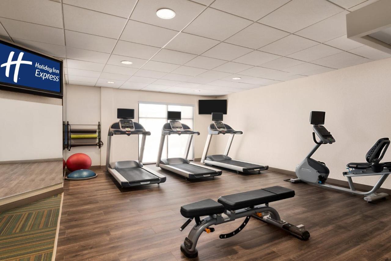 Holiday Inn Express & Suites Denver Airport By Ihg Bagian luar foto