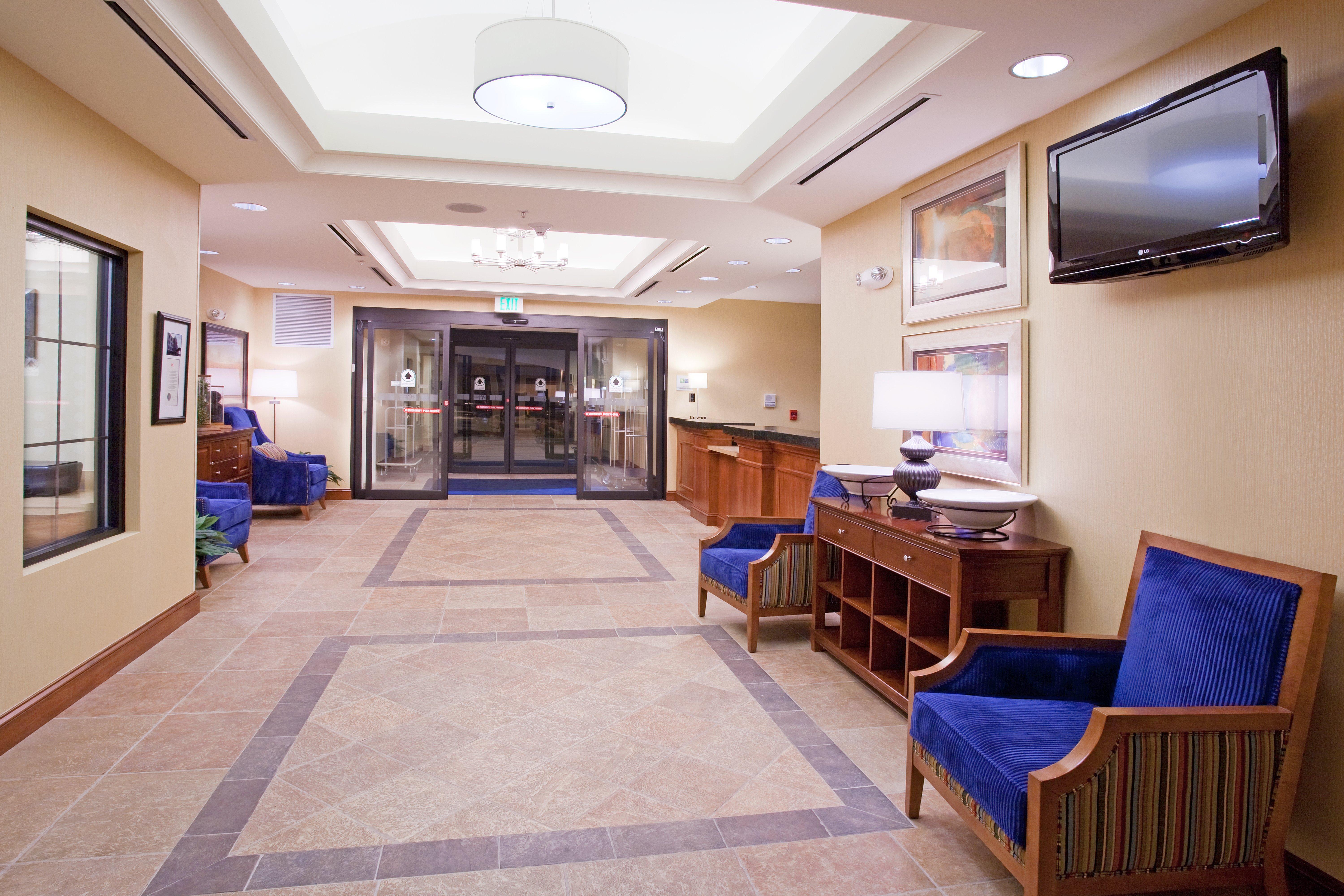 Holiday Inn Express & Suites Denver Airport By Ihg Bagian luar foto
