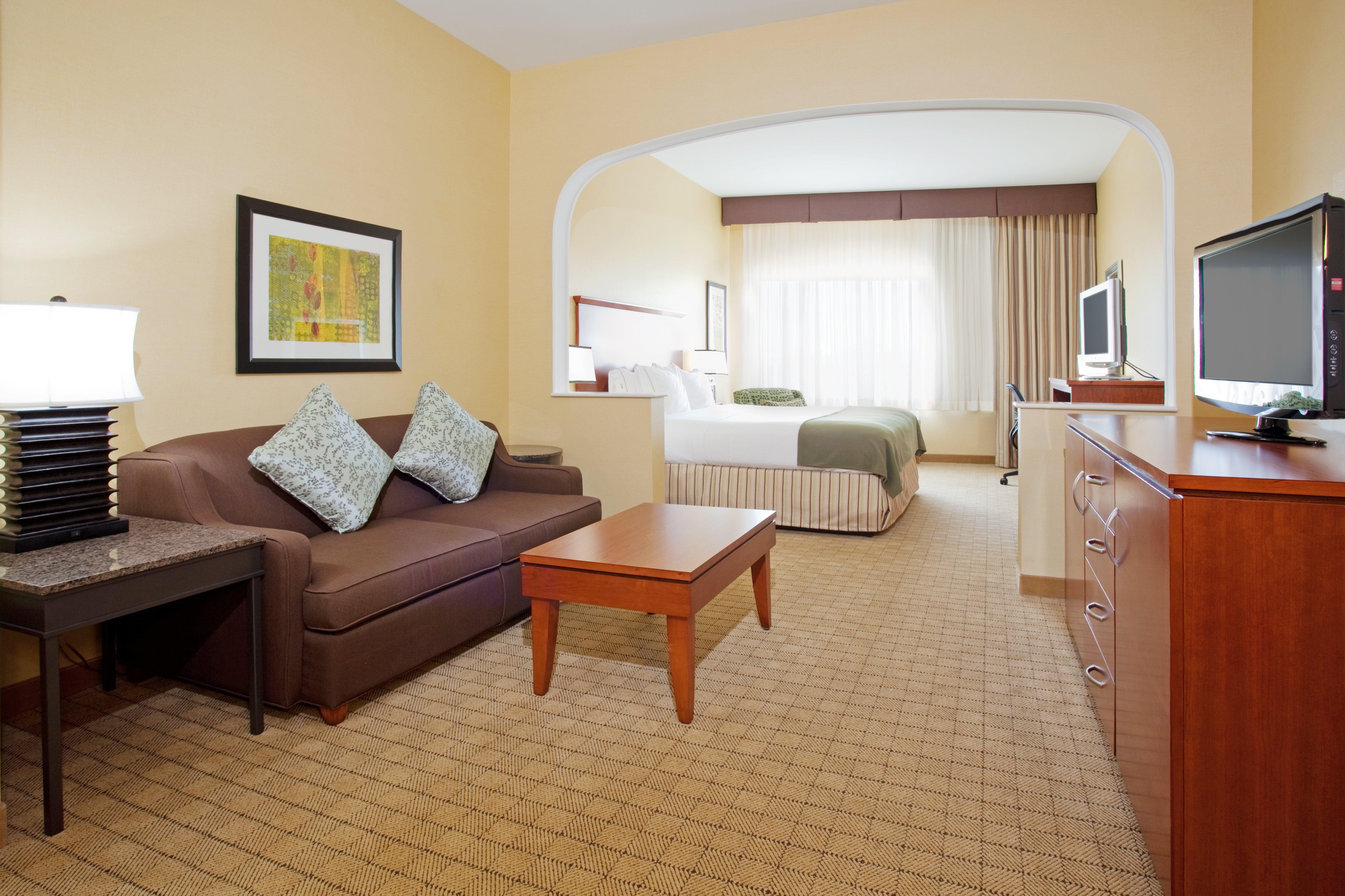 Holiday Inn Express & Suites Denver Airport By Ihg Bagian luar foto