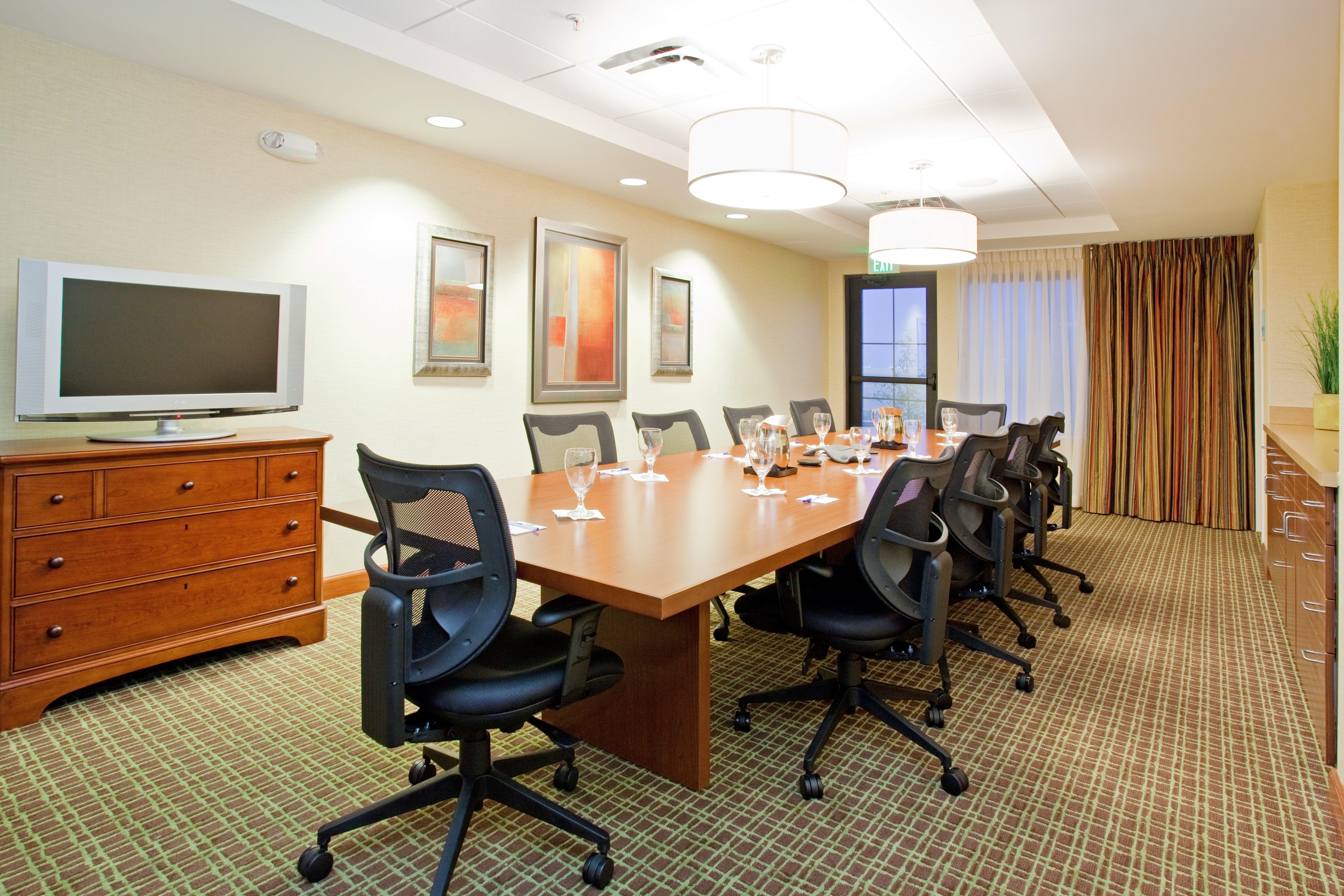Holiday Inn Express & Suites Denver Airport By Ihg Bagian luar foto