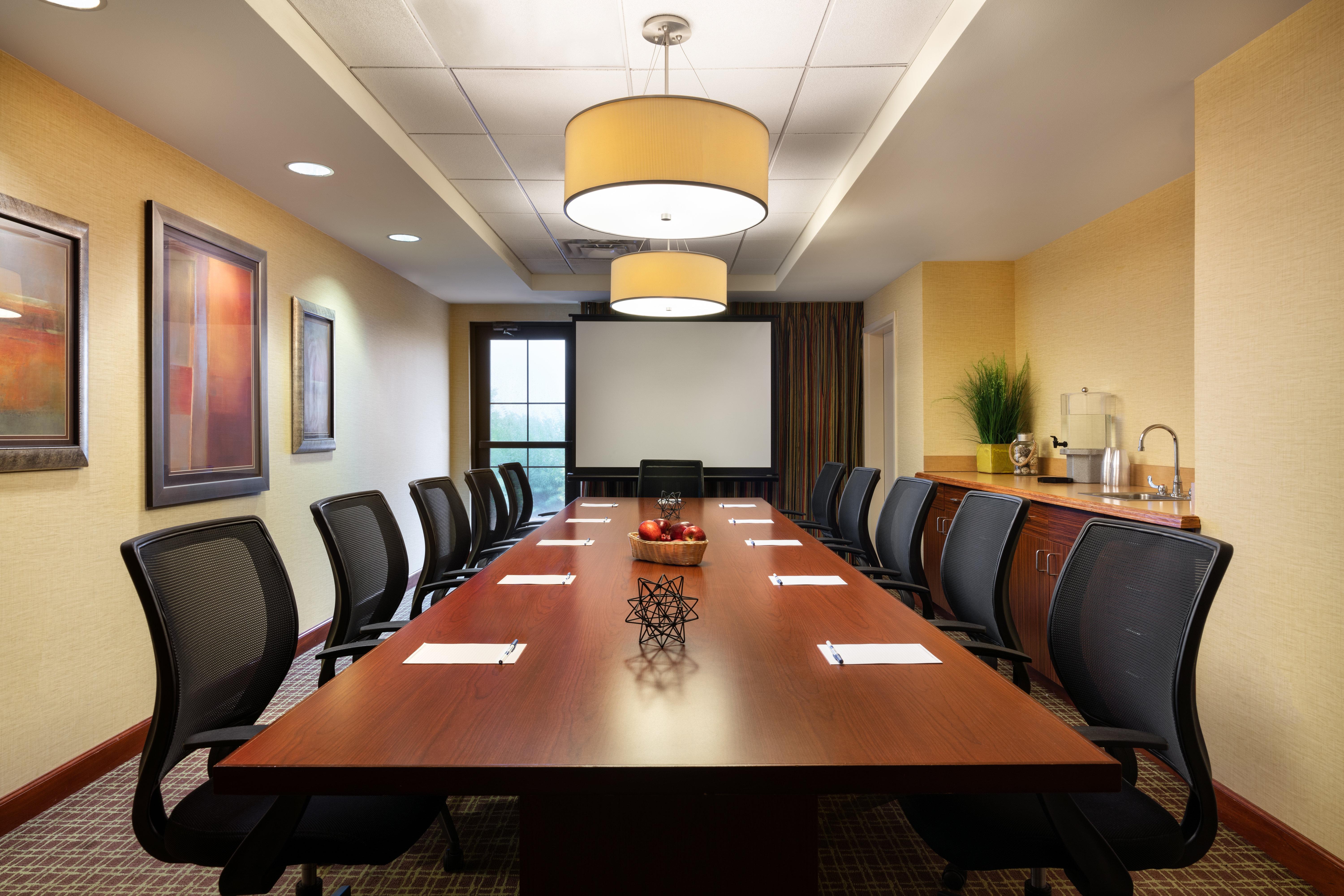 Holiday Inn Express & Suites Denver Airport By Ihg Bagian luar foto